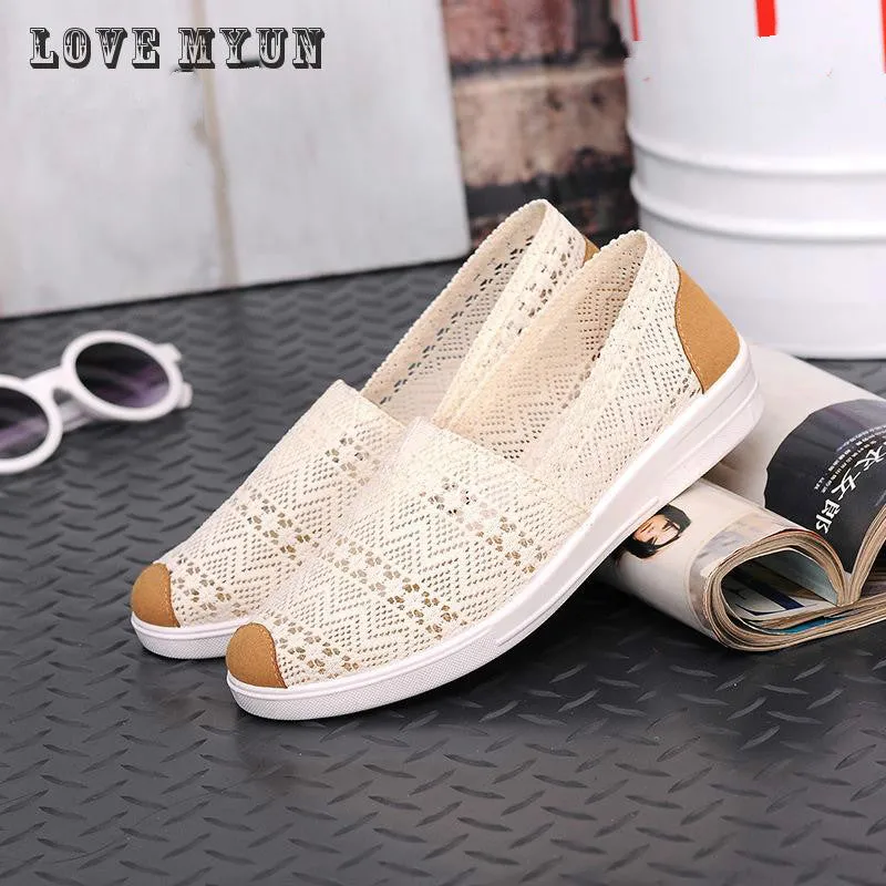 2018 Flat Shoes Woman Comortable Casual Flats Outdoor Leisure Hollow Breathable