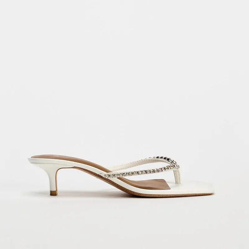 Beaded rhinestone high-heeled flip-flops