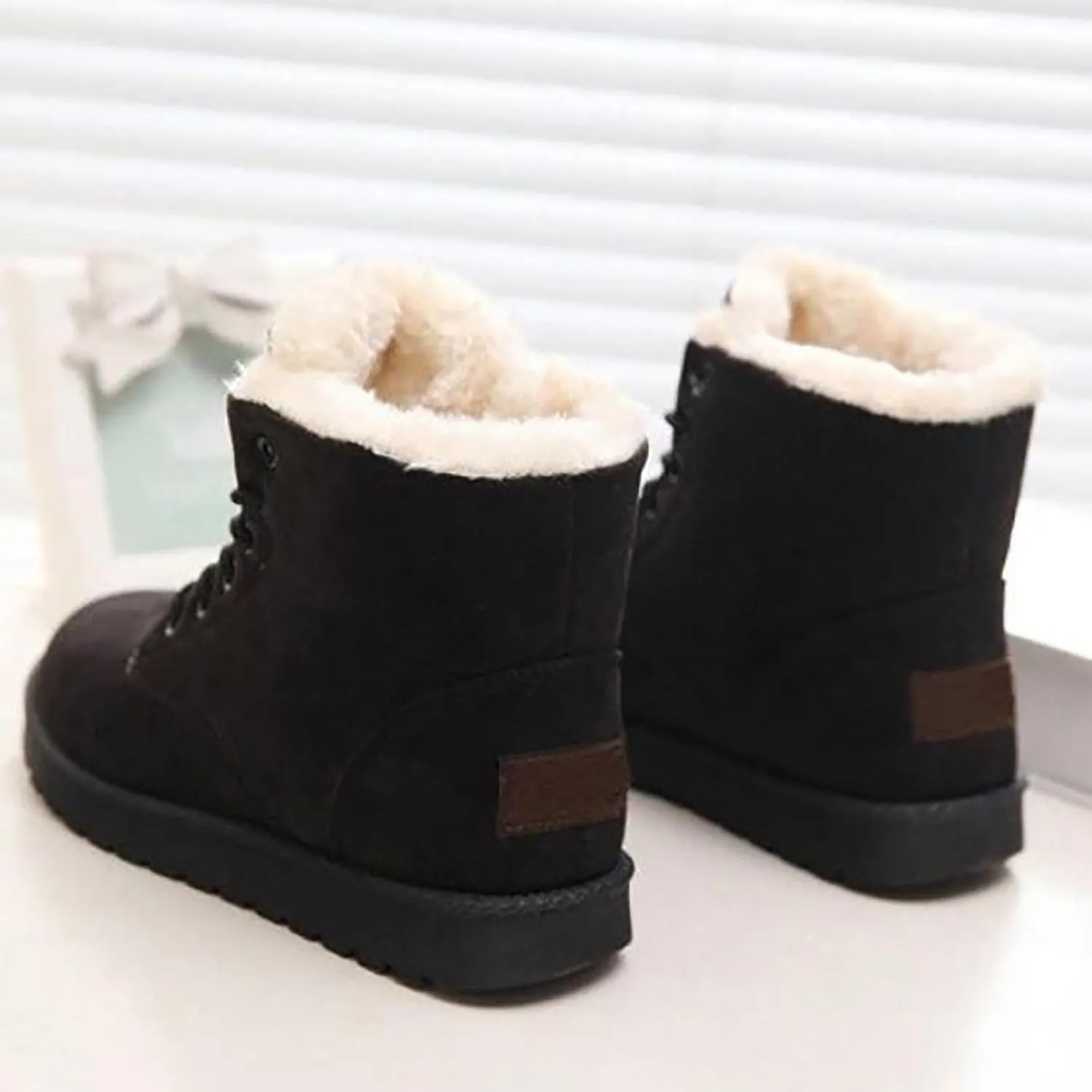 Boots for Women Fur Lined Warm Comfortable Plush Women Boots Lug Sole Platform Outdoor Dressy Snow Shoes