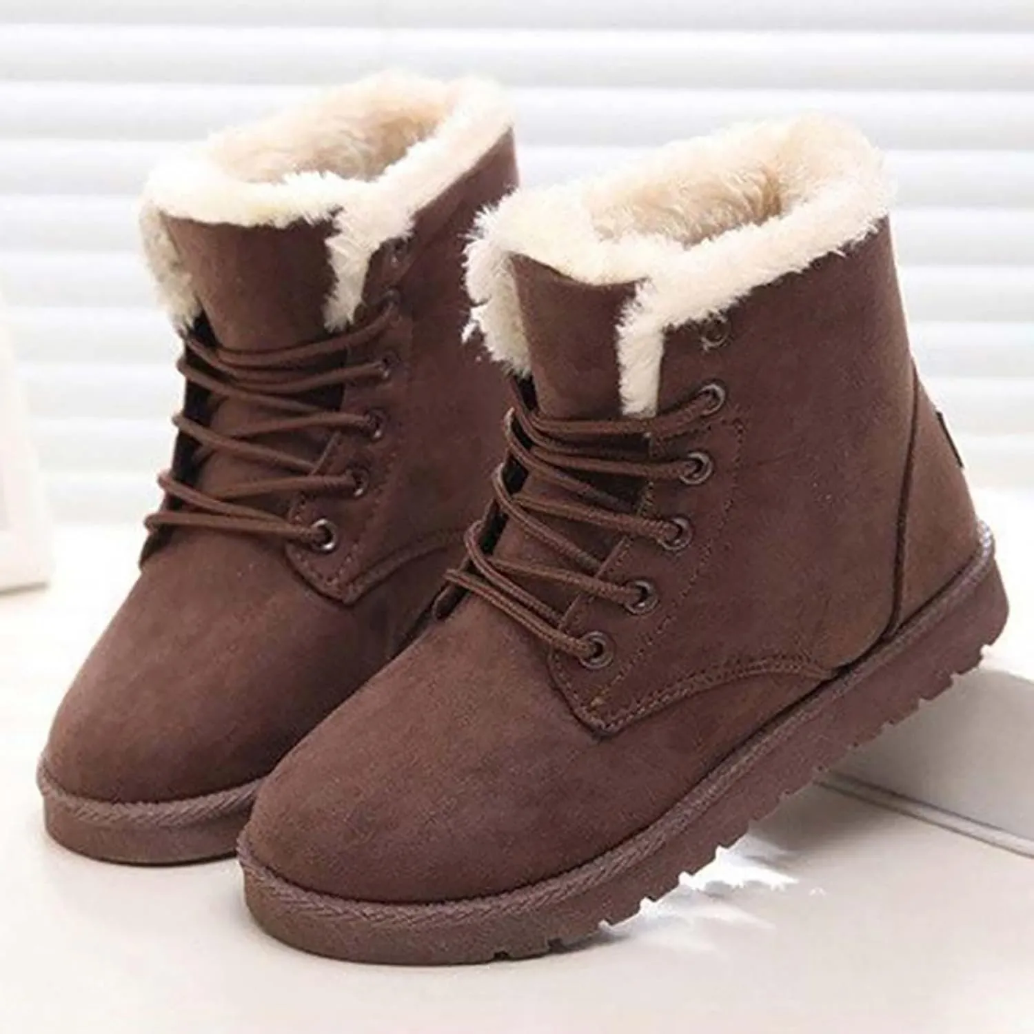 Boots for Women Fur Lined Warm Comfortable Plush Women Boots Lug Sole Platform Outdoor Dressy Snow Shoes