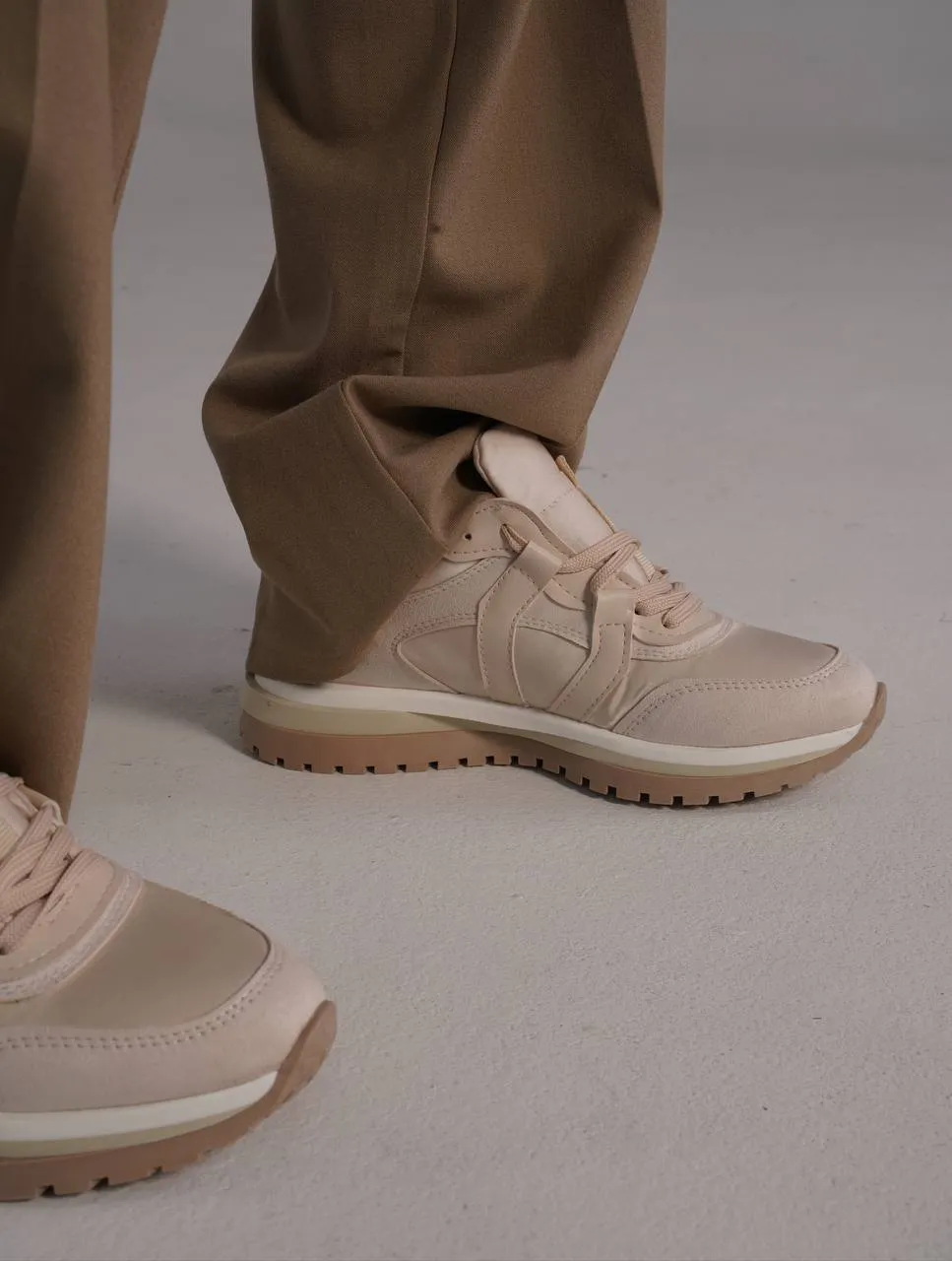 Milky sneakers