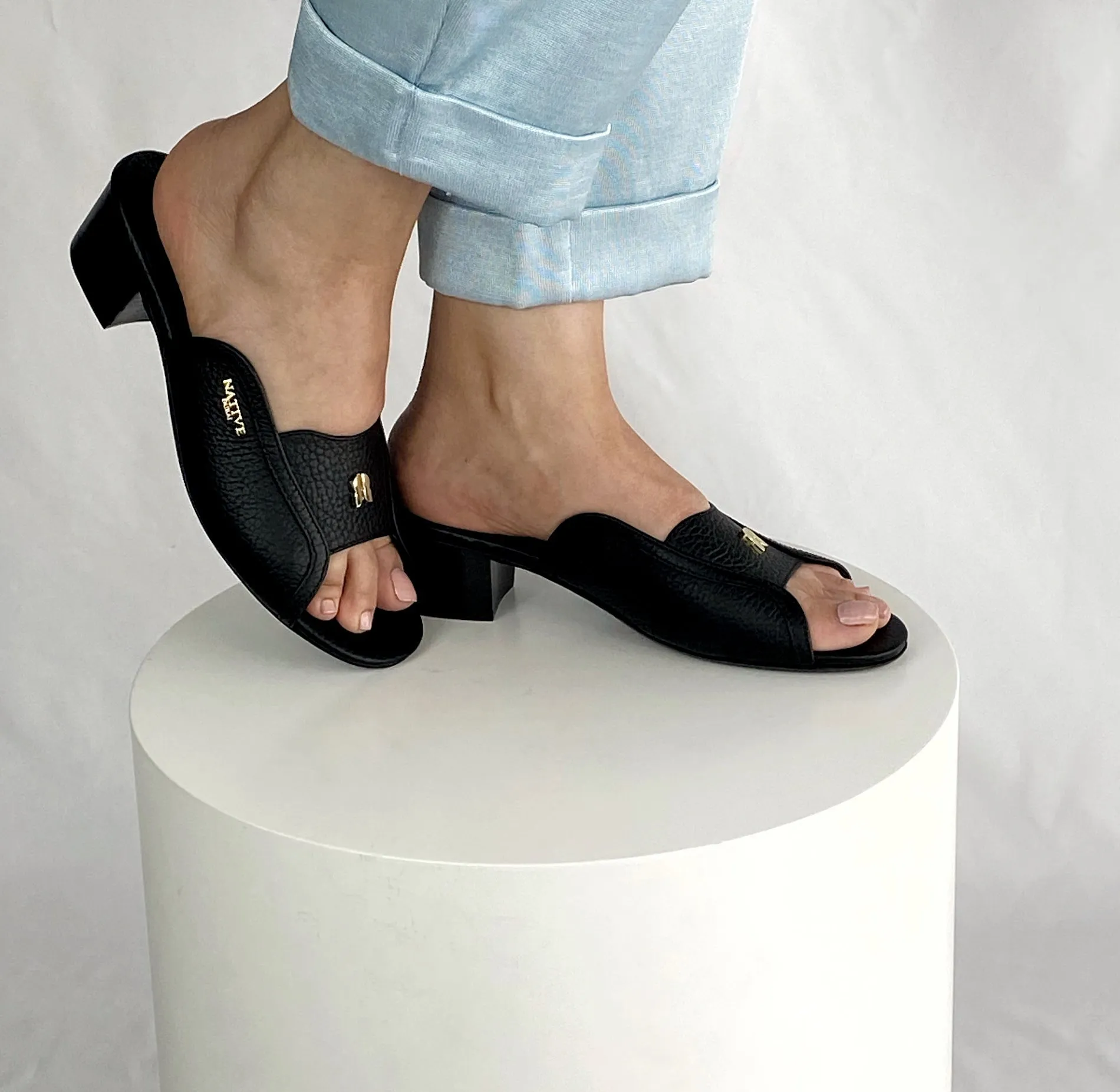 SH in Calf Solid in Black