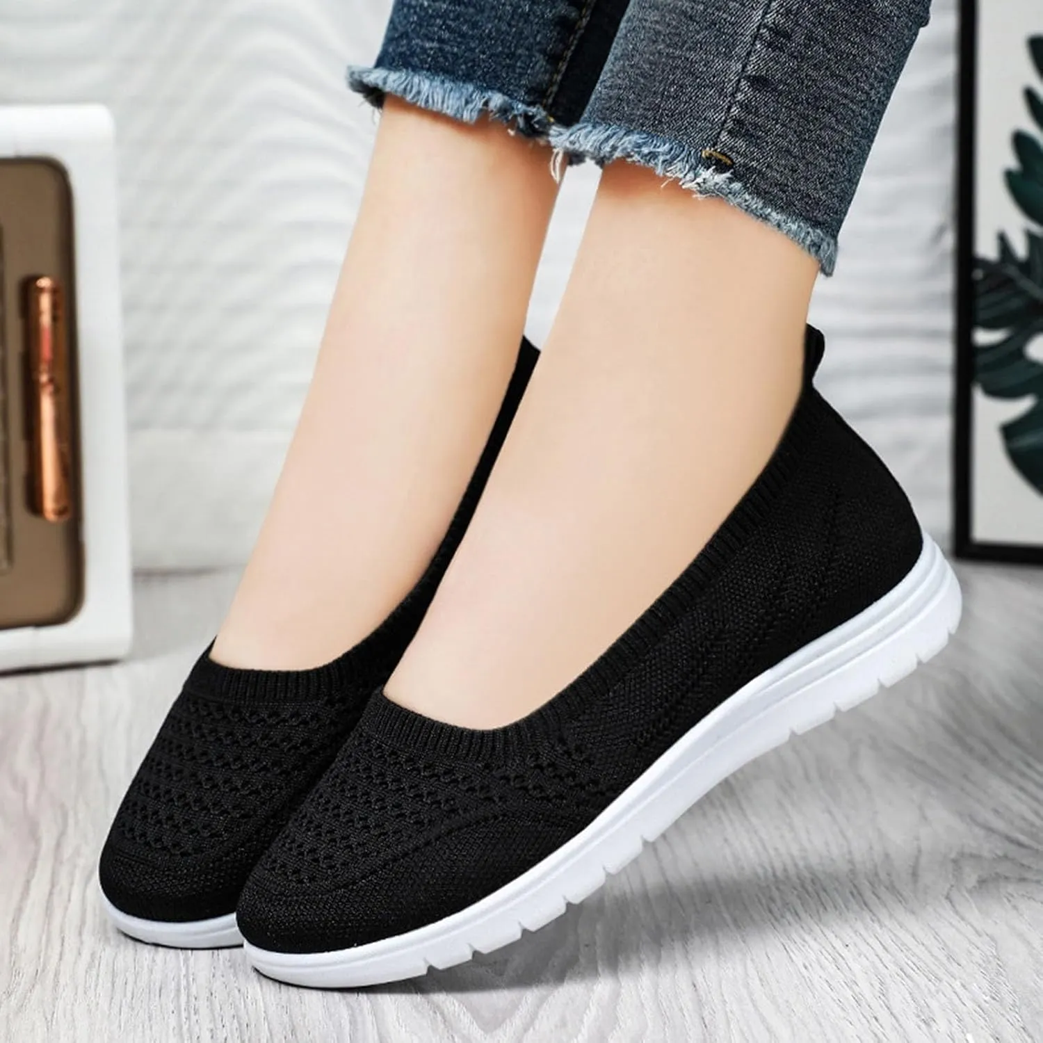 Womens Flats Slip On Go Summer Knit Walking Shoes Breathable Soft Mesh Loafers Athletic Ballet Flats Classic Dress Shoes