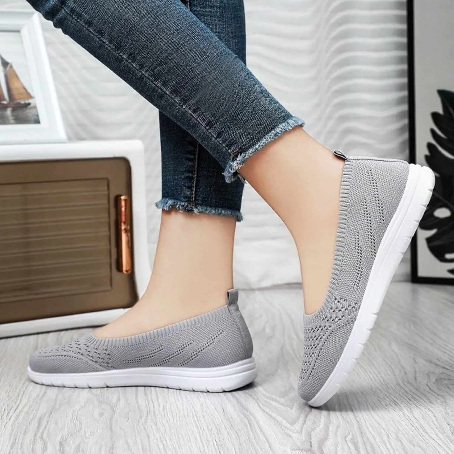 Womens Flats Slip On Go Summer Knit Walking Shoes Breathable Soft Mesh Loafers Athletic Ballet Flats Classic Dress Shoes